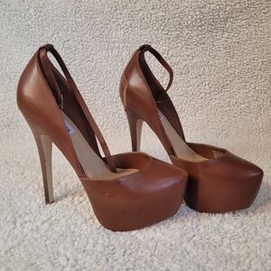 Steve Madden Brown Platform Heels